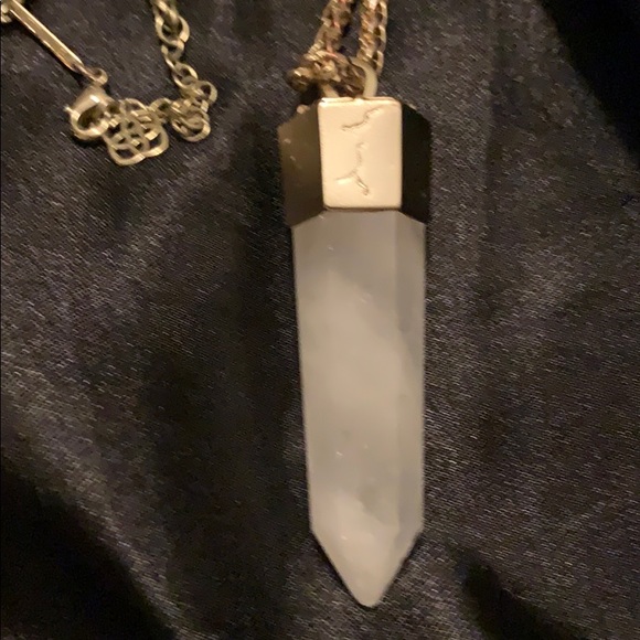 Kendra Scott Quartz Crystal Necklace - Picture 4 of 4